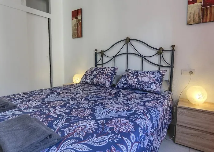 Spacious 1 Bedroom With Salt Views Apartment Torrevieja